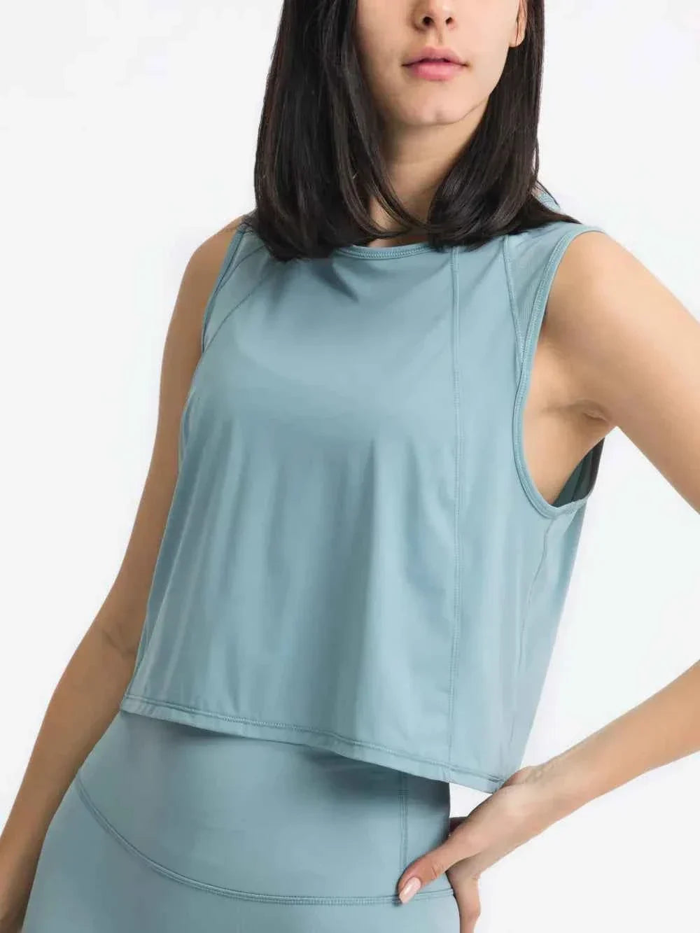 Round Neck Sleeveless Seam Detail Cropped Active Tank Top 11