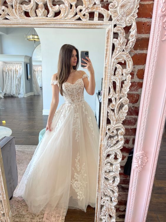 Off-The-Shoulder Lace Ball Gown Wedding Dress