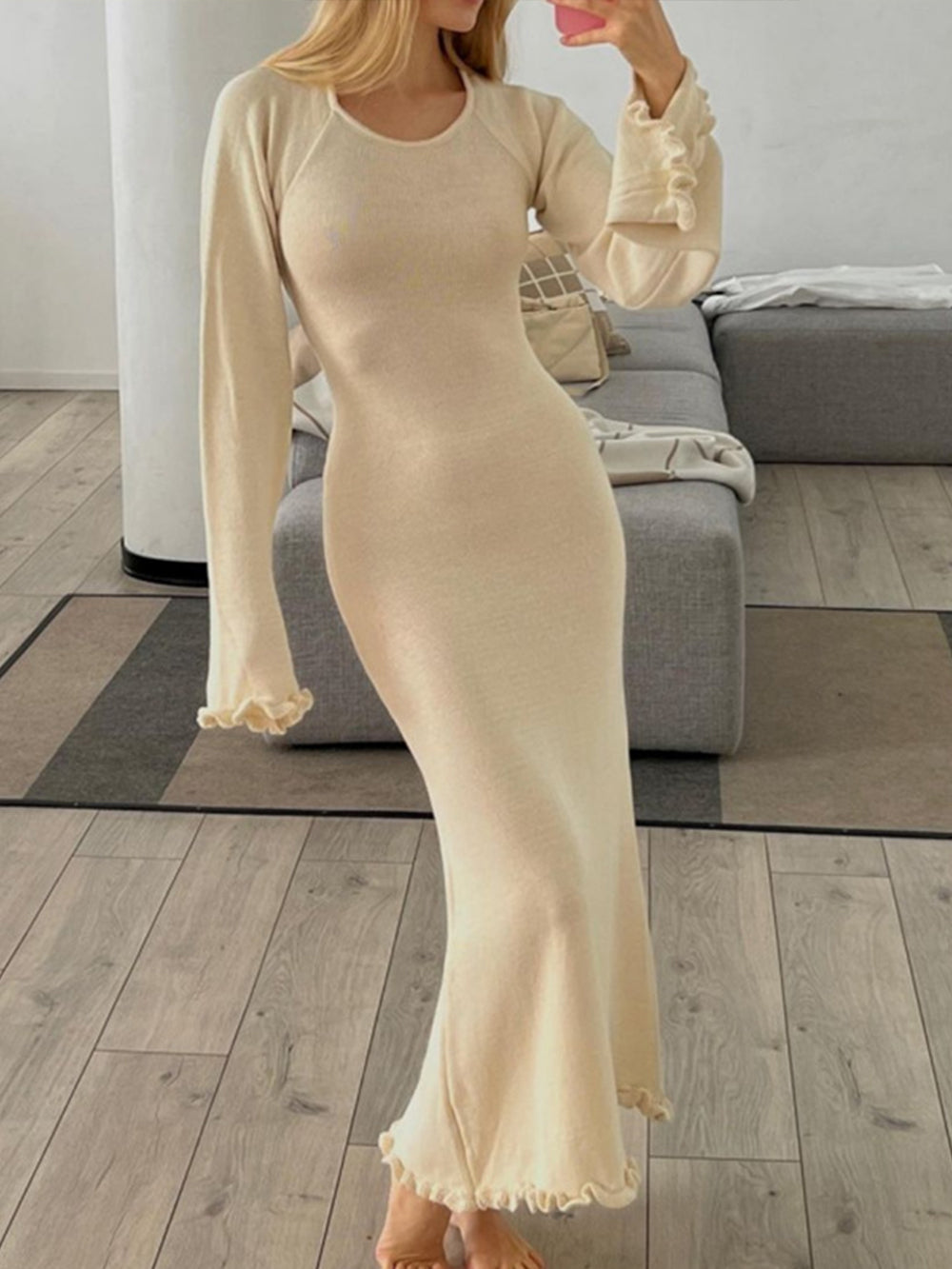 Refined Solid Backless Maxi Dress