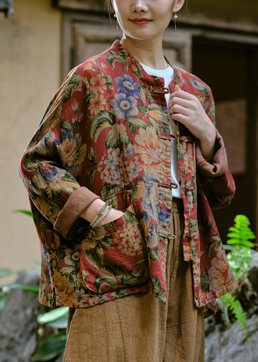 Well Tailored Blouse with a Graceful Silhouette