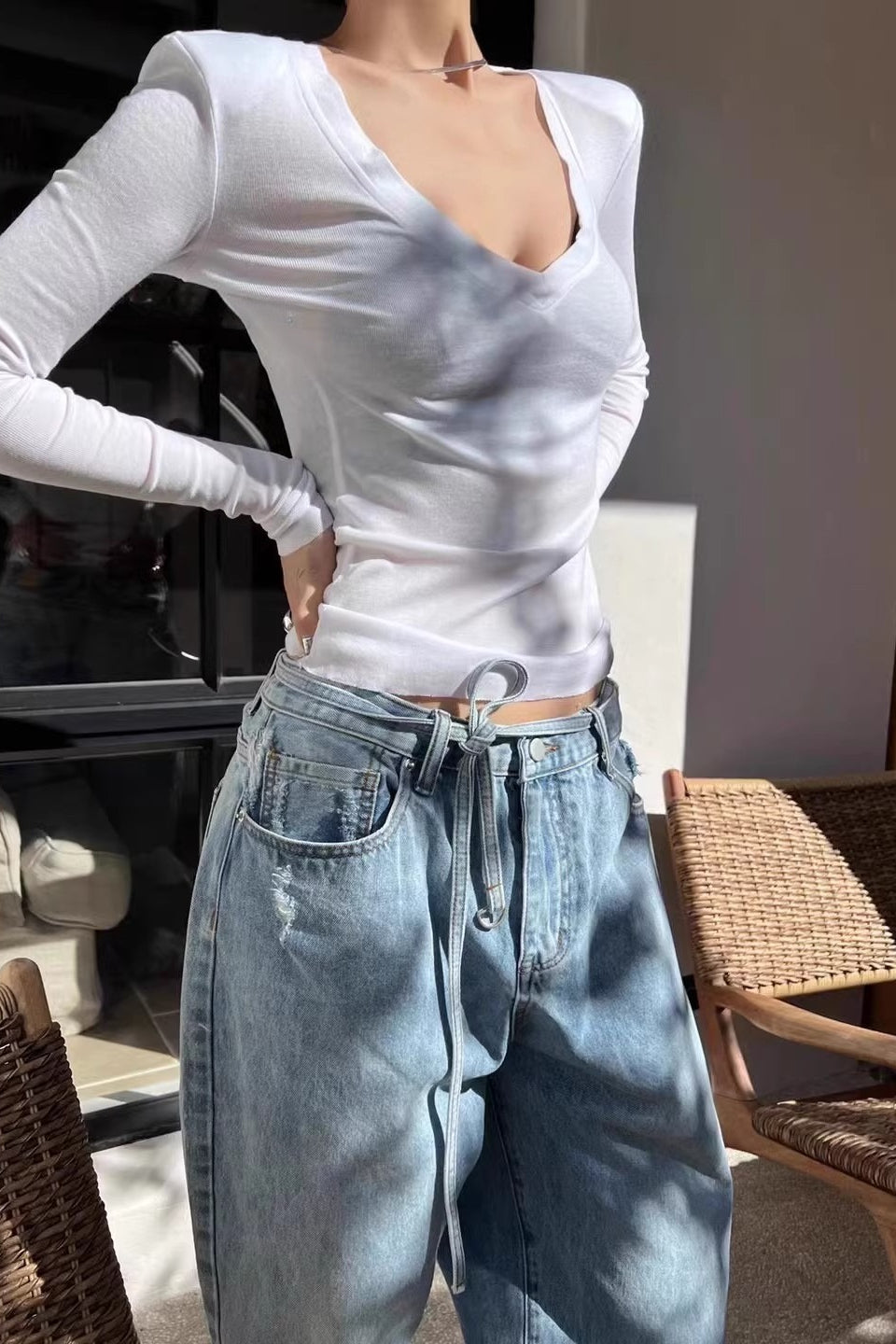 Slim Fit Low Cut Long V Neck Ribbed Long Sleeve Top