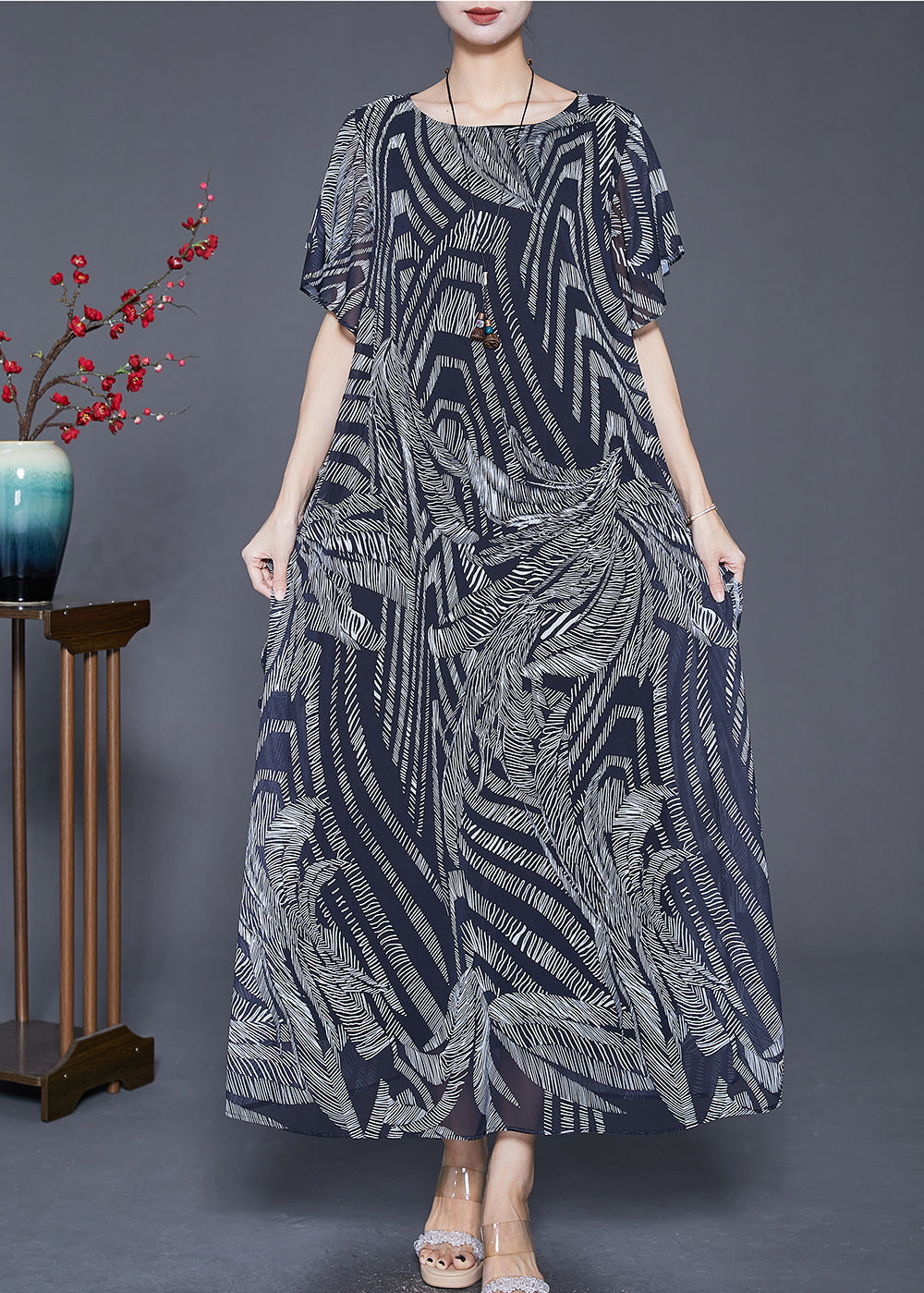 Polished Dress with an Effortless Classic Look