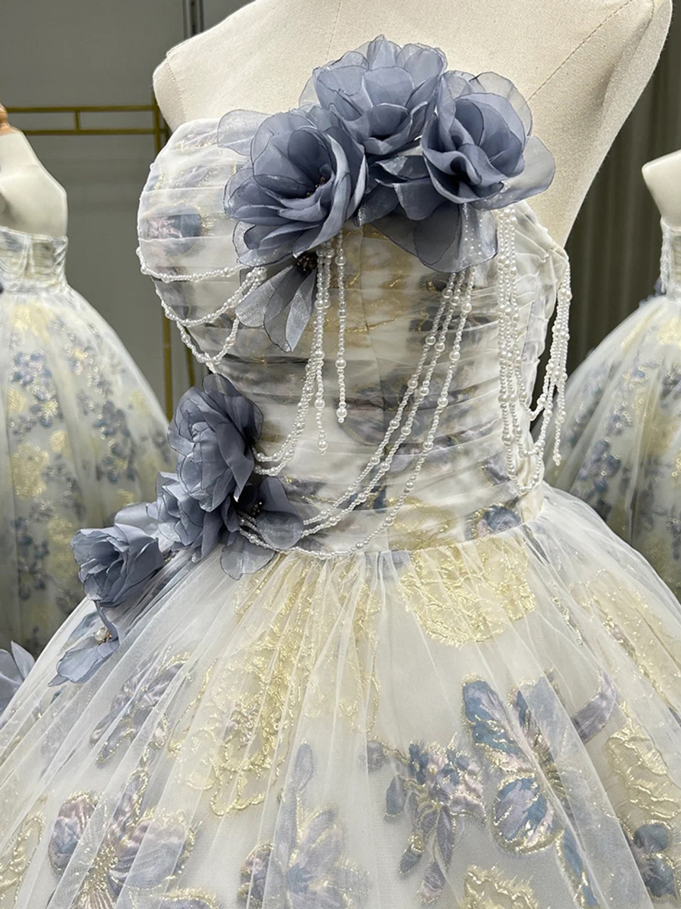 Blue Tulle Flower Strapless Pleated Prom Dress Beautiful Ball Gown cc1601