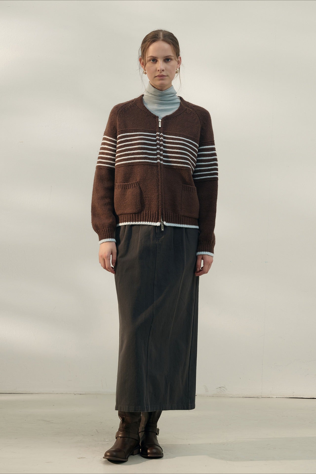 Retro Stripe Zip VNeck Knit Top