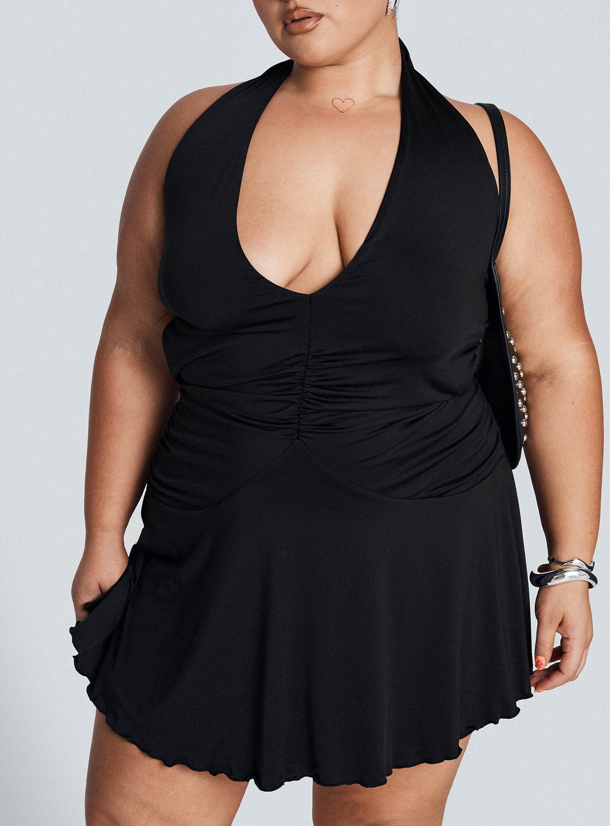 Plus Size Halter Deep V-Neck Ruched Lettuce Hem Flared Mini Dress 8