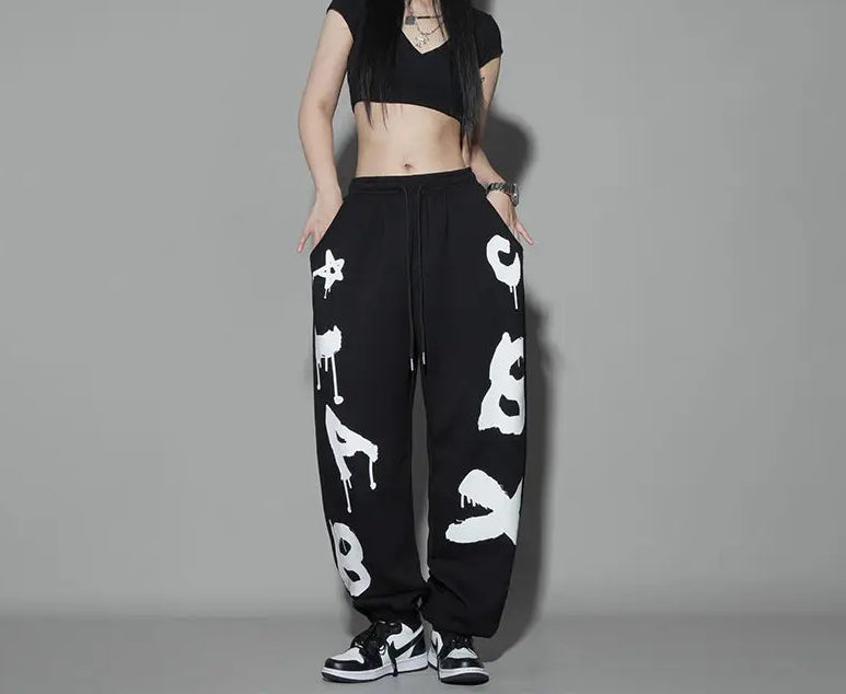 Graffiti Letter Print Drawstring Cuffed Baggy Jogger Sweatpants
