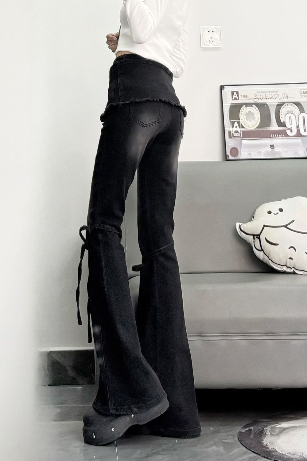 Y2K Vintage Bow Accent High Waist Slim Flare Jeans