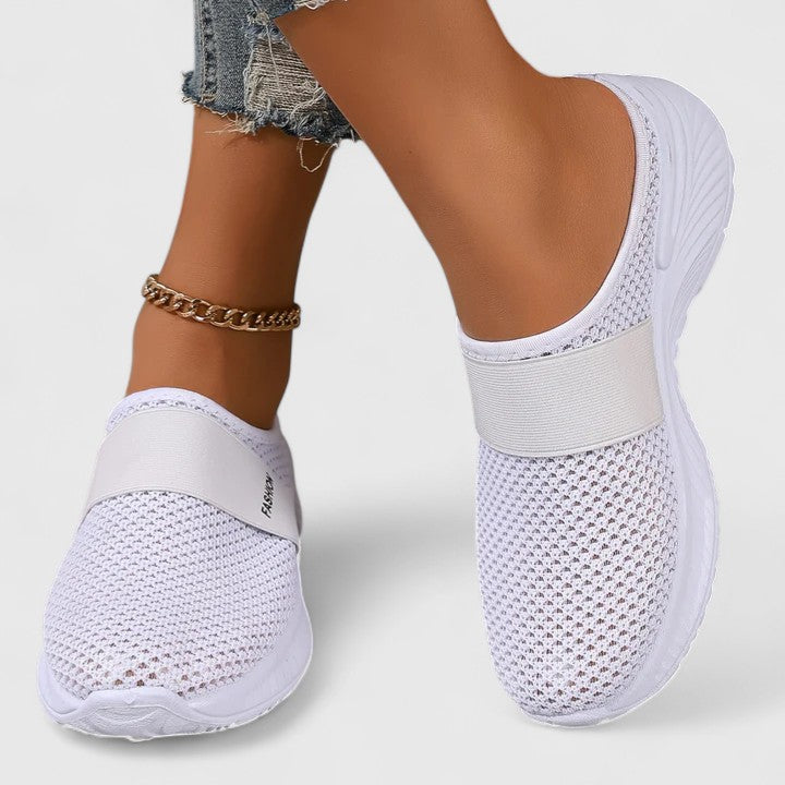 Round Toe Mesh Slip On Sneakers