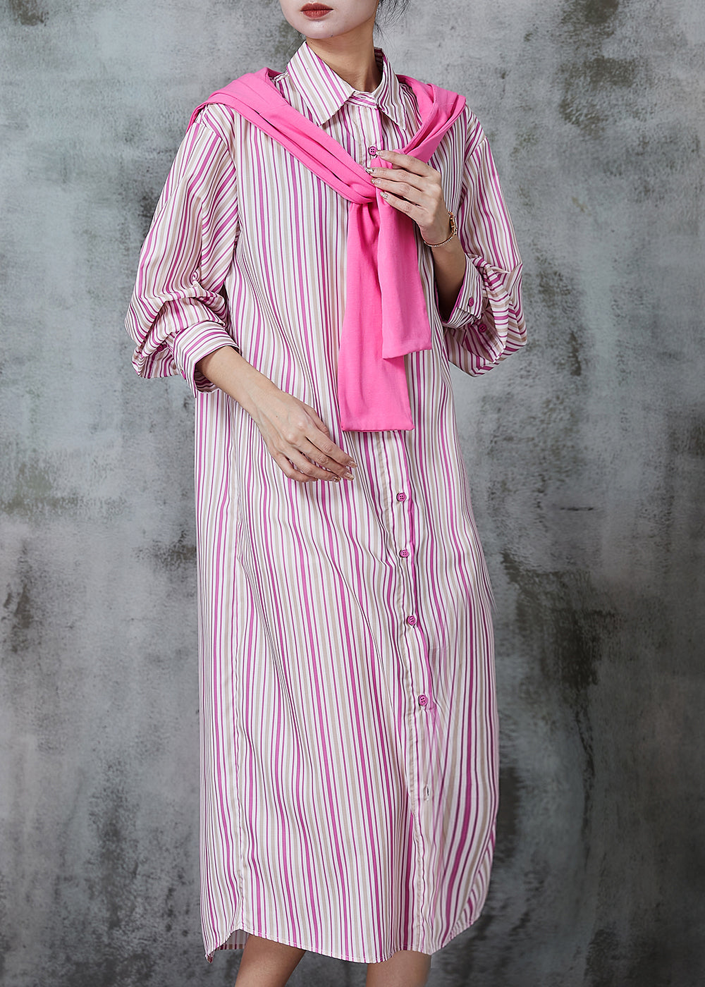 Well Tailored Dress with a Graceful Silhouette