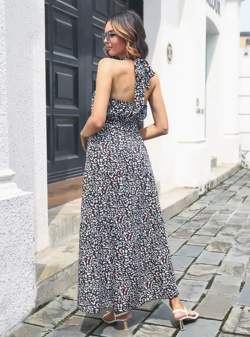 Halter With Gown Design Long Belt Leopard Neck L / Black Dresses