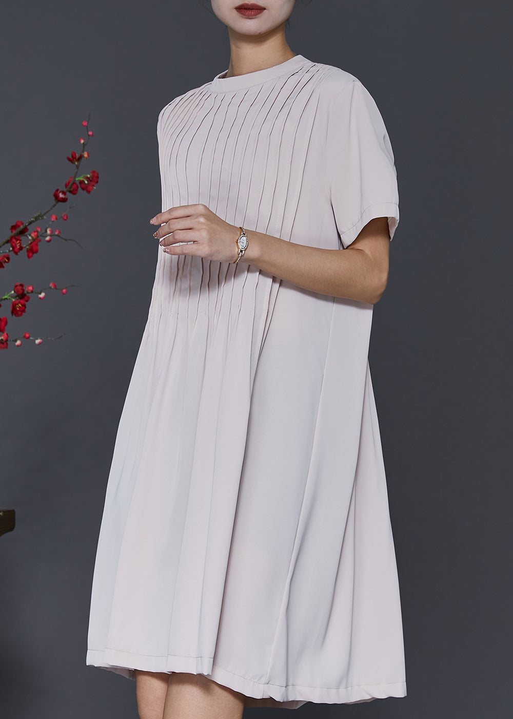 Beautifully Crafted Dress in a Classic Style