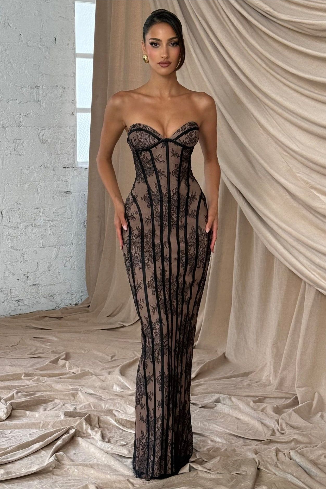 Strapless Lace Vertical Bodycon Maxi Lace Dress