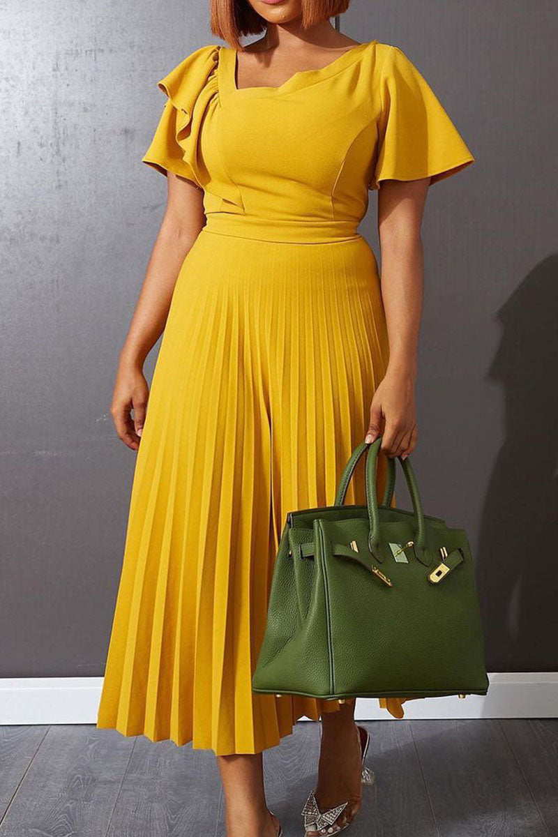 Gracefully Styled Dress for Any Occasion