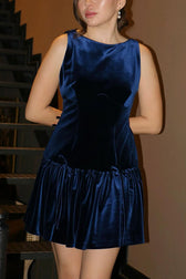 Solid Velvet Bow Embellished Sleeveless Mini Dress - View 5
