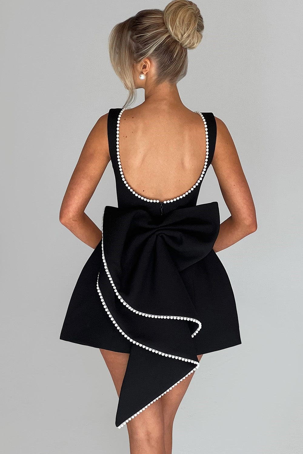 Cecila Bowknot Pearl Backless Mini Dress 5