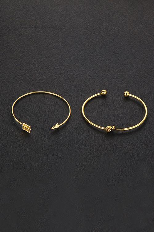 Knot Arrow Bracelet