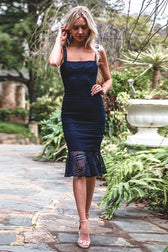 Give a Glam Lace Fishtail Midi Dress - 3 Colors - View 4