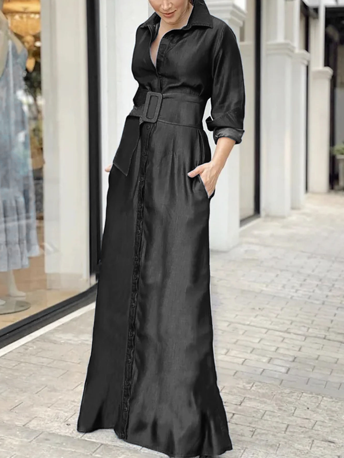 Beautifully Crafted Dress in a Classic Style