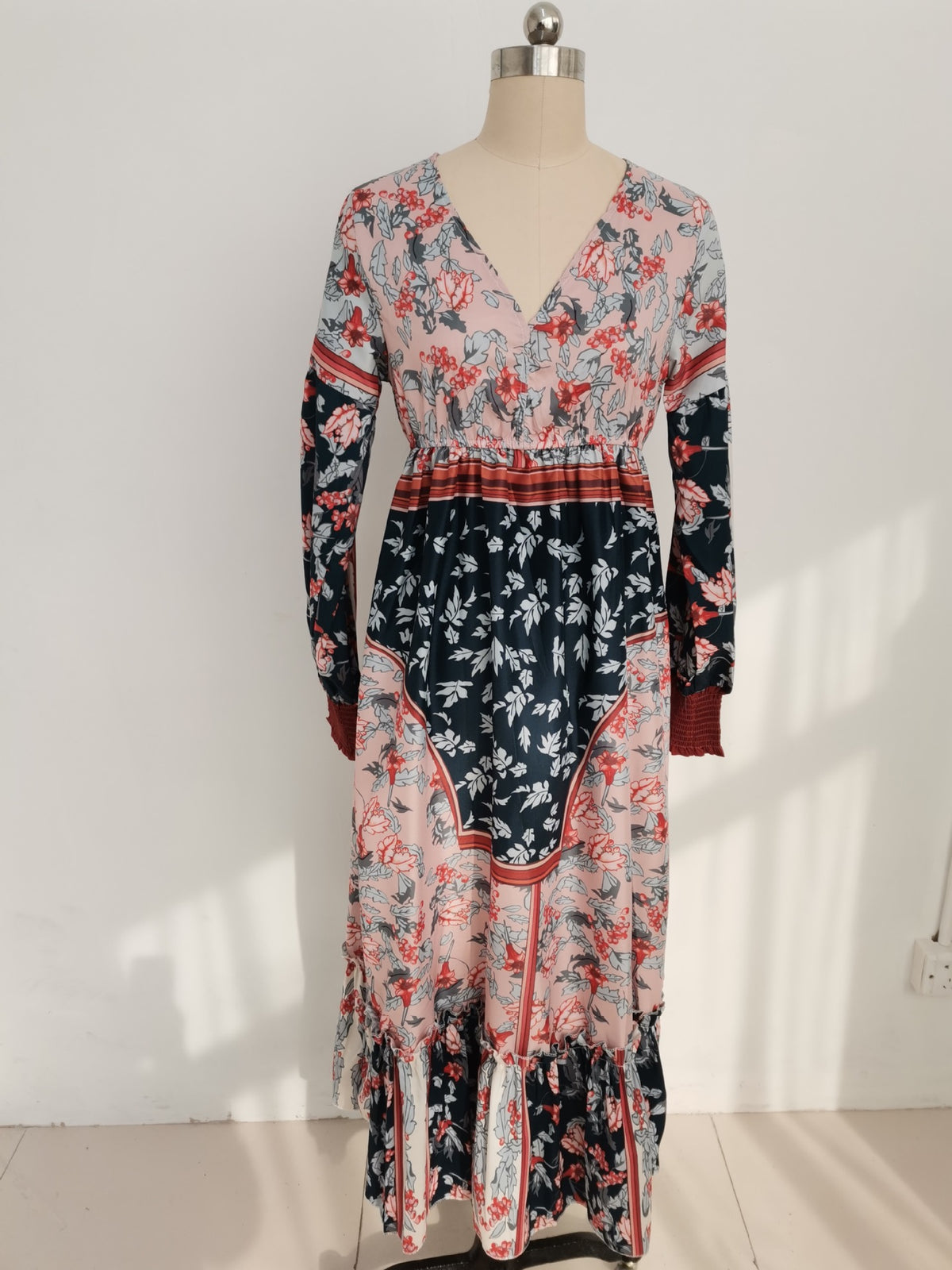 Boho Patchwork Floral Print Puff Sleeve Tie Front V-Neck Ruffle Hem Maxi Dress 5