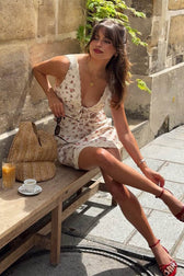 V-Neck Lace Floral Panel Sleeveless Bodycon Lace Dress