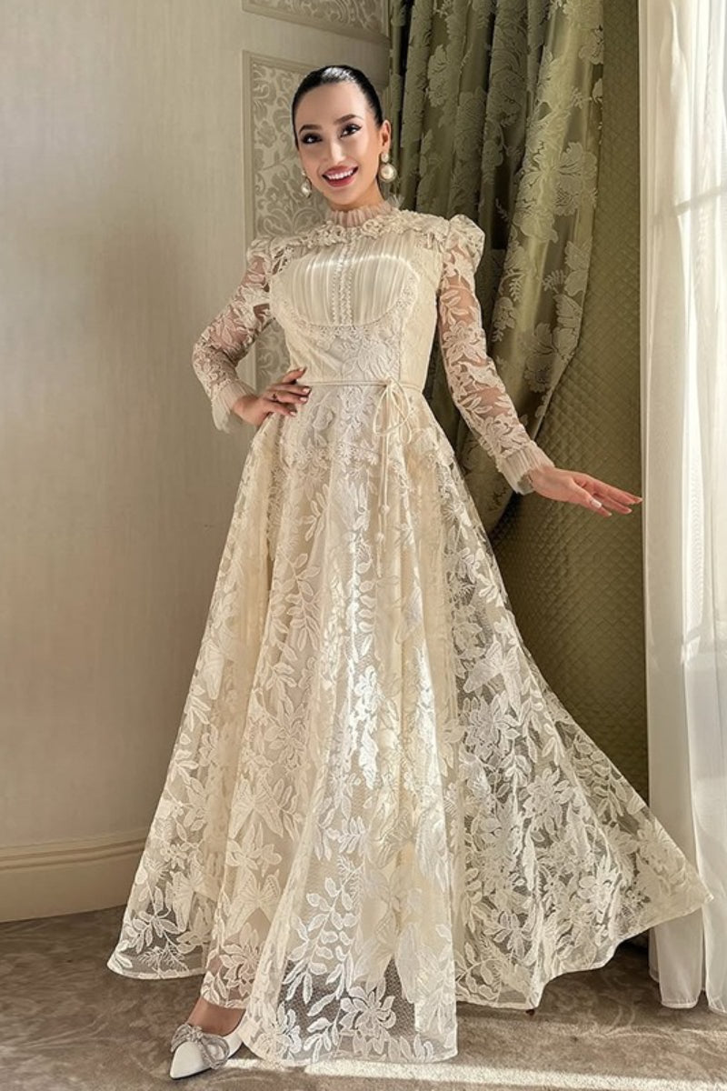 Retro Elegant Lace Embroidered Wedding Dress