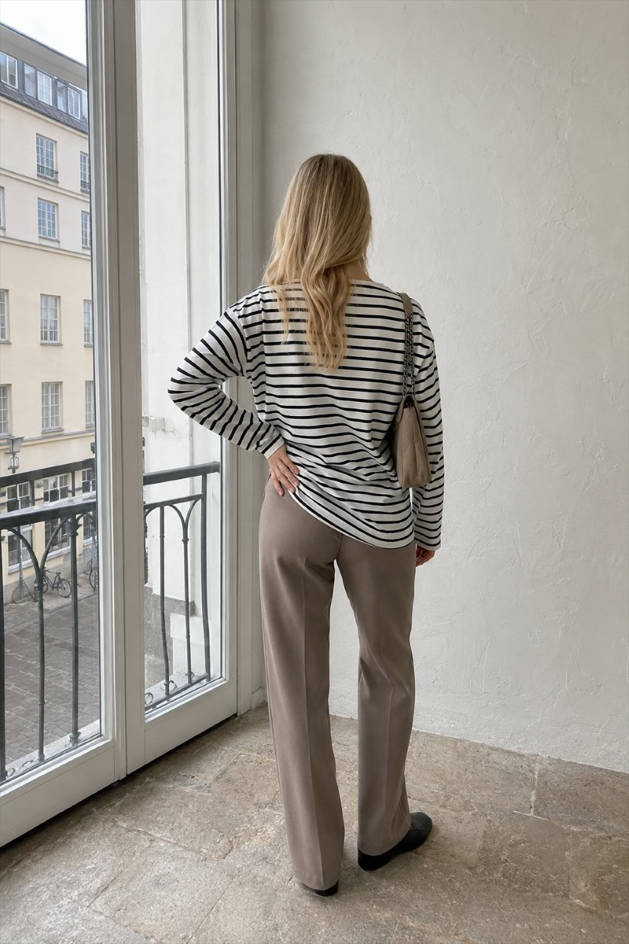 Striped Crew Neck Long Sleeve Oversized T-Shirt 4