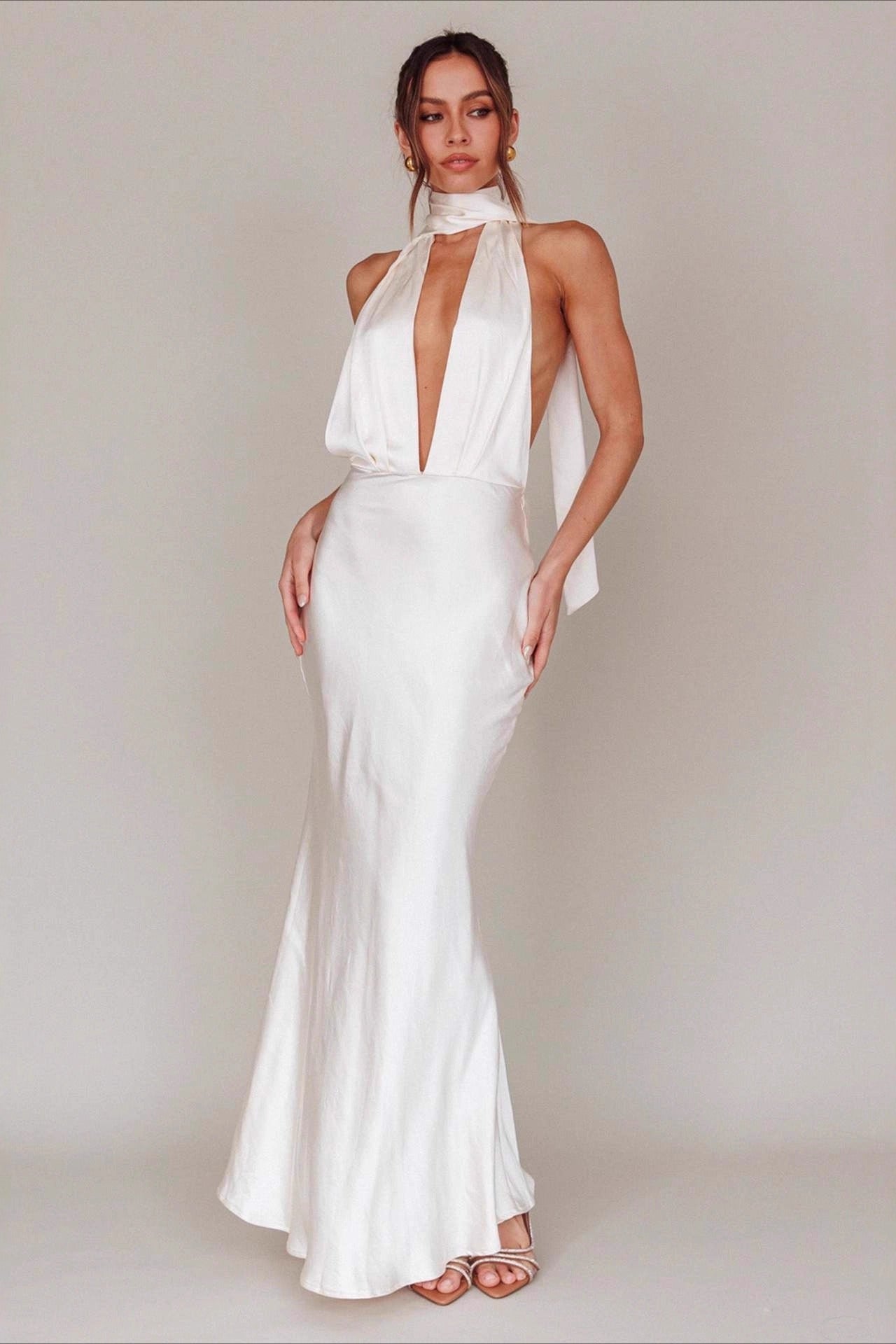 Backless Halter-Neck Dress