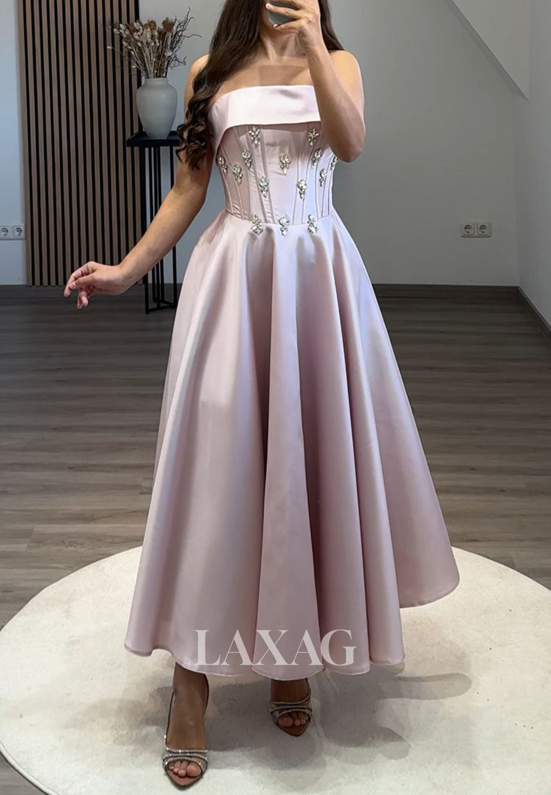 Tube Top Off-Shoulder Sleeveless A-Line Prom Dress Beaded Pleated Satin Midi Evening Gowns