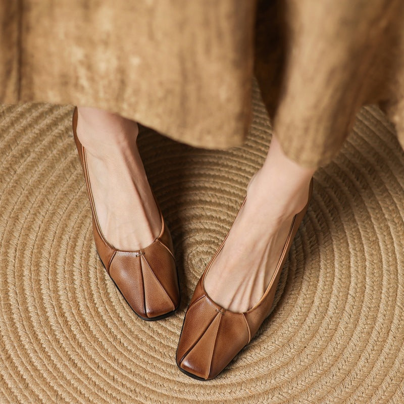 Square Toe Ruched Front Mid Heel Pumps