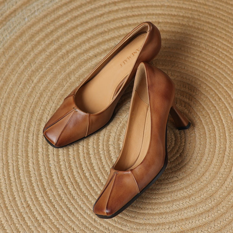 Square Toe Ruched Front Mid Heel Pumps
