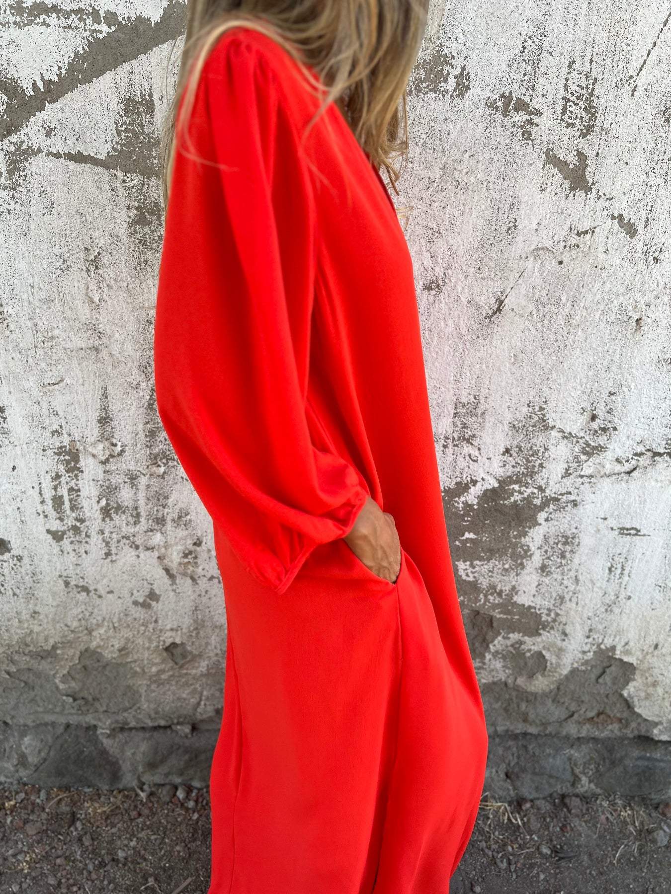 Tailored Dress Inspired by Contemporary Streetwear Fashion 9