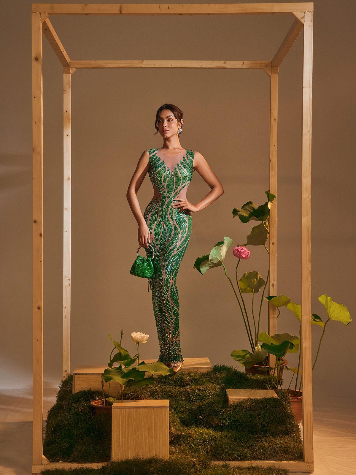 Round Neck Printed Rhinestone Maxi Dress - View 5
