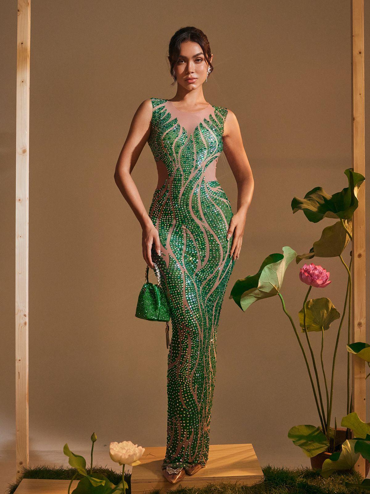 Round Neck Printed Rhinestone Maxi Dress - View 2
