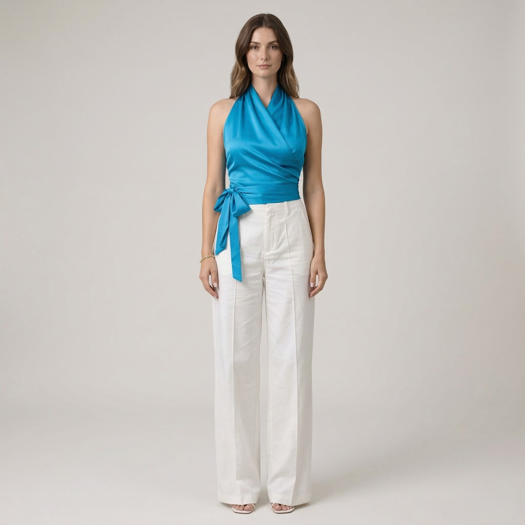 Elegant Minimal Halter Neck Top with Adjustable Straps and Breathable