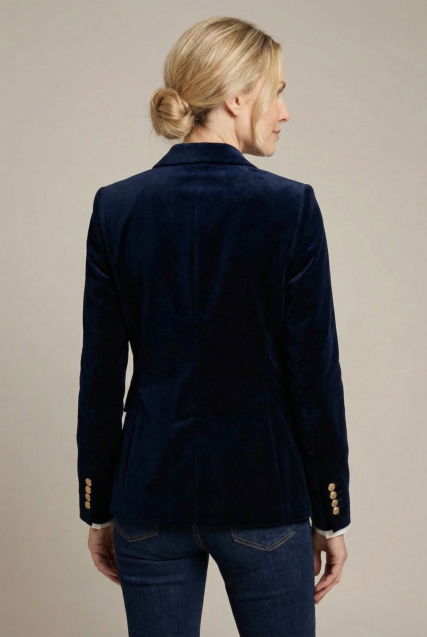 Elegant Structured Tailored Blazer | Professional Fit & Classic Design