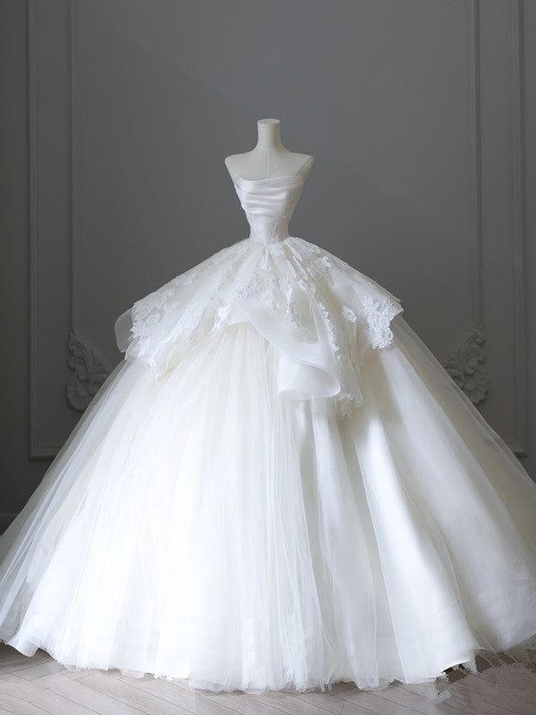 Chic Ball Gown Strapless White Sleeveless Lace Satin Wedding Dresses With Ruffles C3809