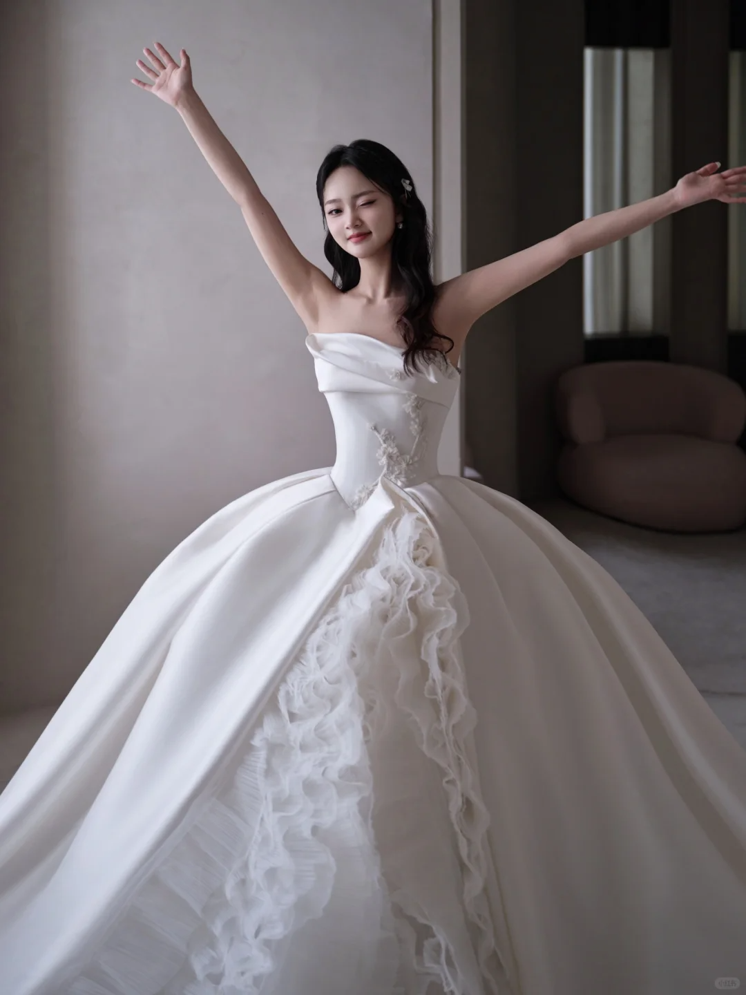 Timeless Ball Gown Strapless Satin Applique Tulle Long Wedding Dresses C3892