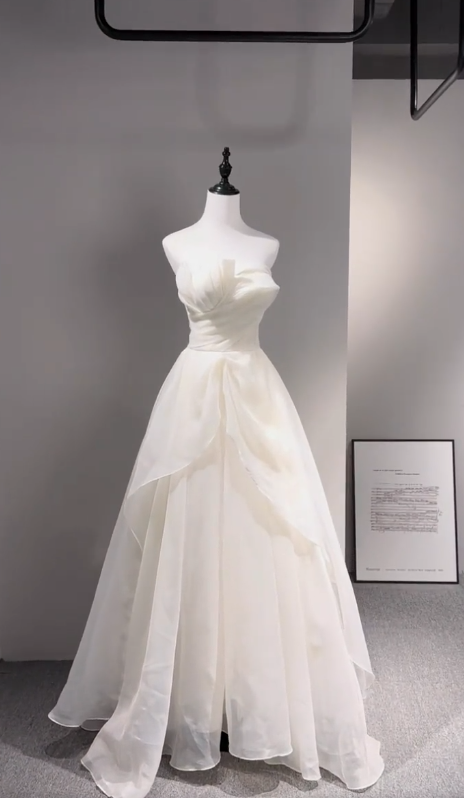 Pretty A Line Strapless Chiffon Long Wedding Dresses C3990
