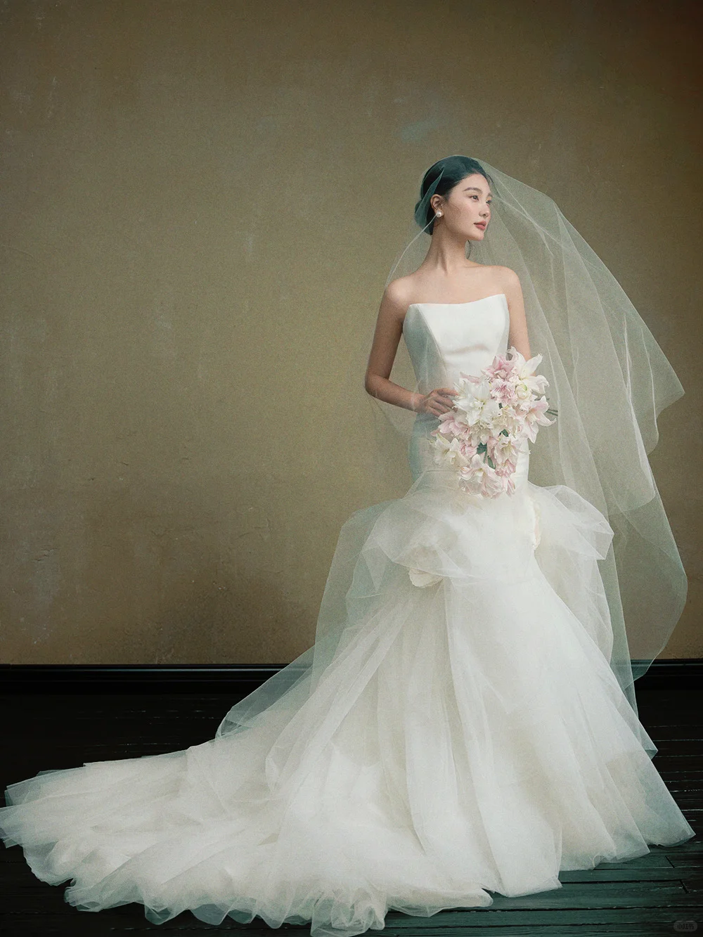 Elegant Mermaid Strapless Satin Tulle With Veil Long Wedding Dresses C3999