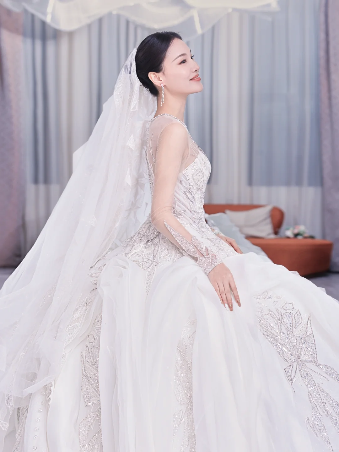 Timeless  Ball Gown Tulle Lace Long Sleeves With Veil Long Wedding Dresses C4211