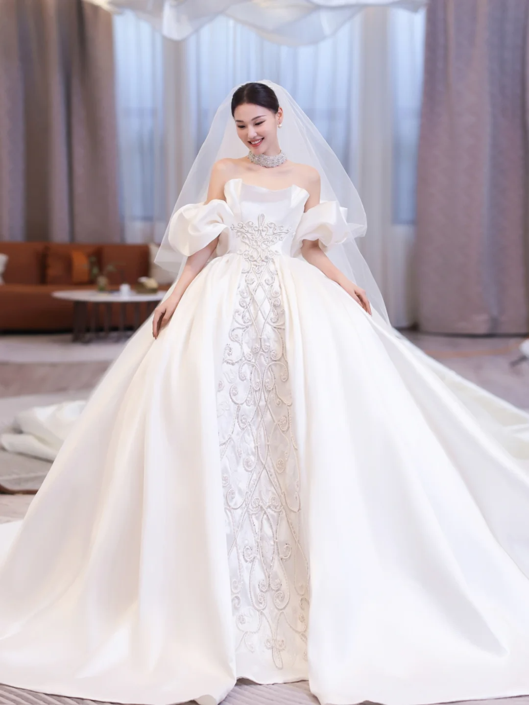 Elegant Ball Gown Off The Shoulder Satin With Veil Long Wedding Dresses C4212