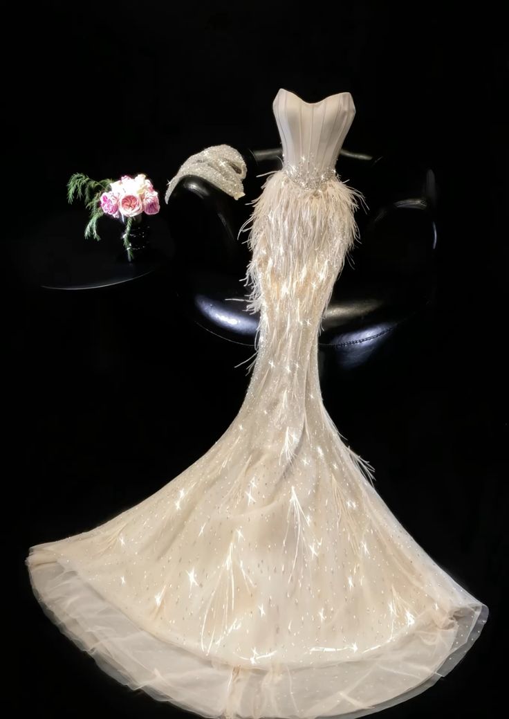 Unique Mermaid Strapless Satin Tulle Feather Long Wedding Dresses C4271