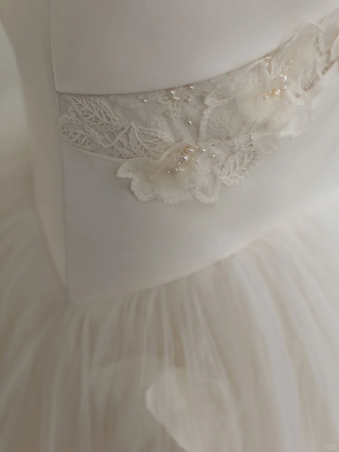 Pretty Mermaid Strapless Satin Tulle Applique Long Wedding Dresses C4279