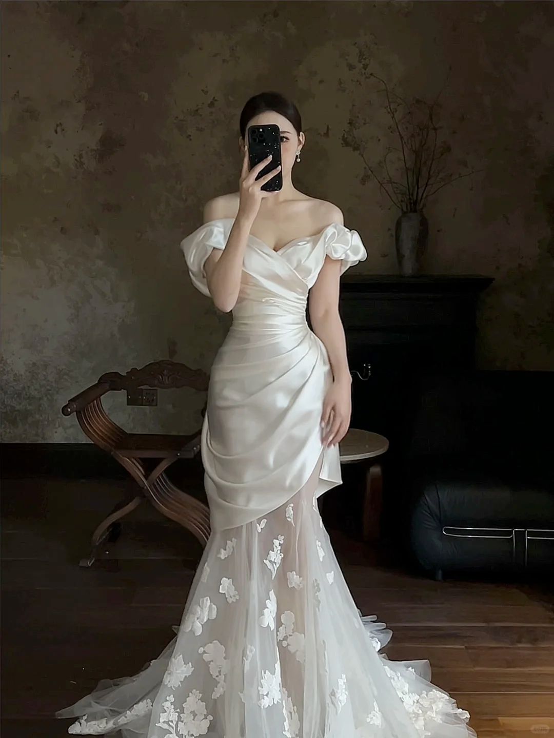 Chic Mermaid Off The Shoulder Satin Tulle Long Wedding Dresses C4312