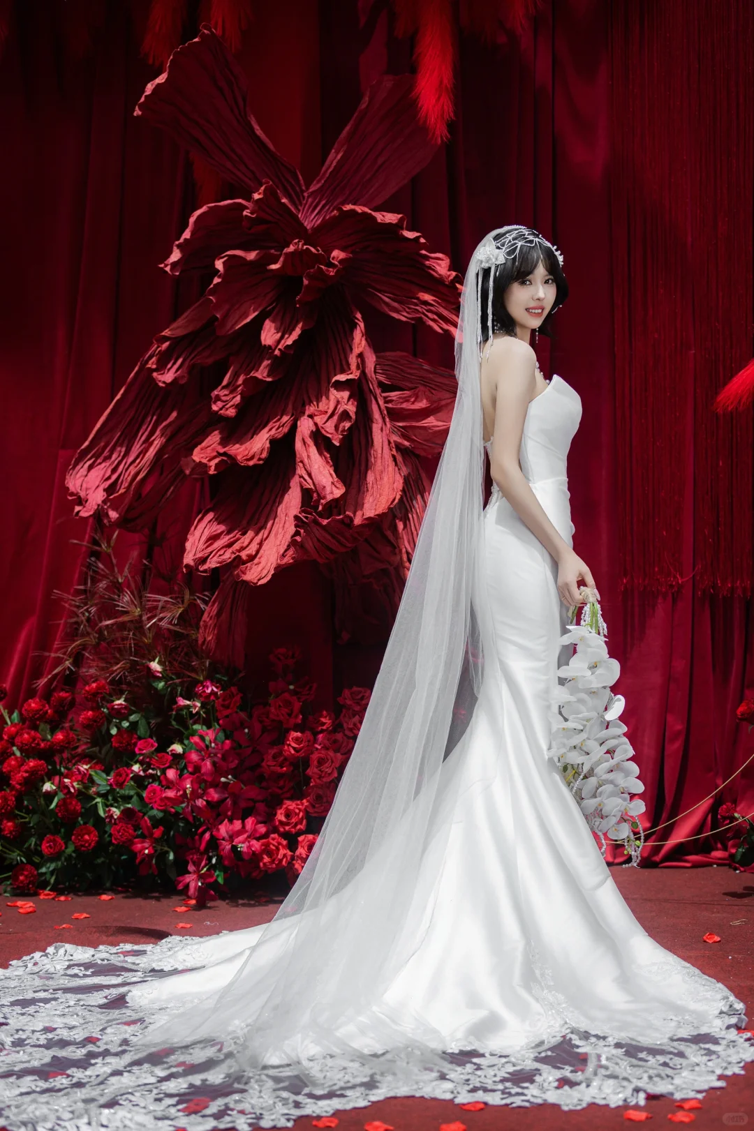 Dreamy Mermaid Strapless Satin With Veil Long Wedding Dresses C4315