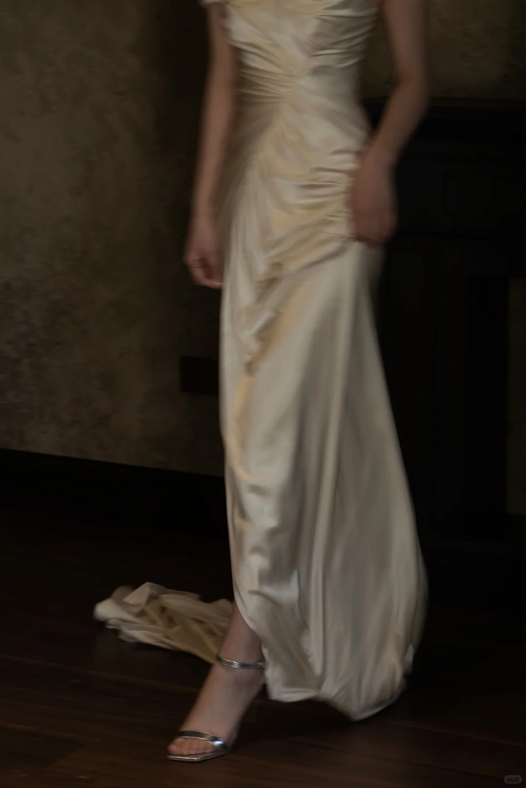 Chic Mermaid Spaghetti Straps Satin Pleated Long Wedding Dresses C4316