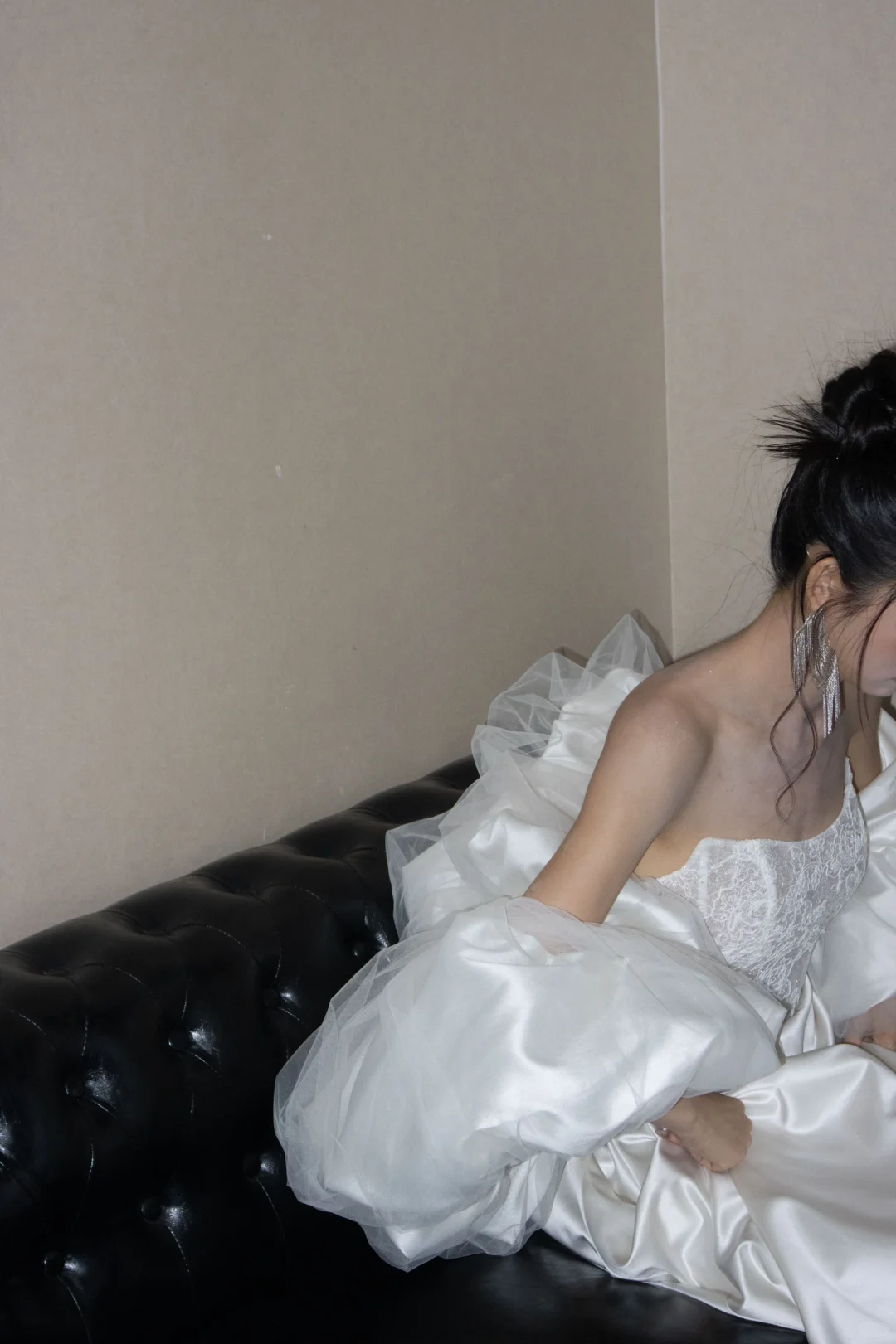 Elegant Mermaid Strapless Satin Lace Sequin Long Wedding Dresses C4318