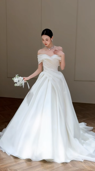 Elegant Ball Gown Off The Shoulder Chiffon Long Wedding Dresses C4333