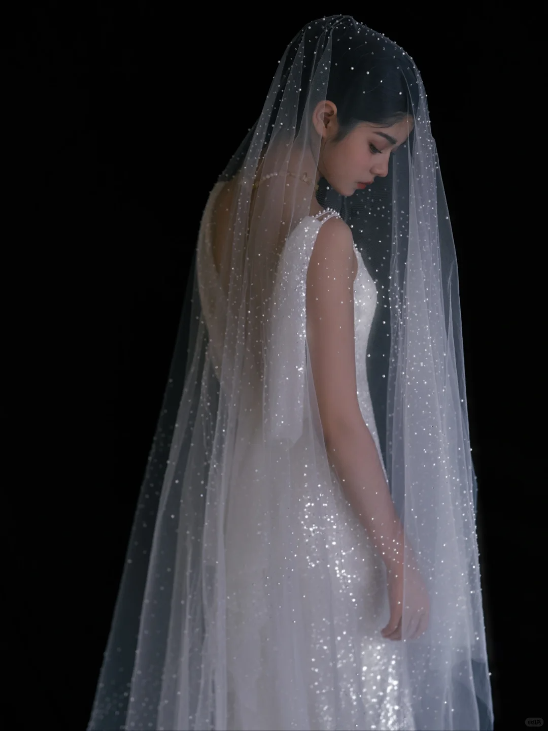 Shiny Mermaid Spaghetti Straps Satin Sequin With Veil Long Wedding Dresses C4342