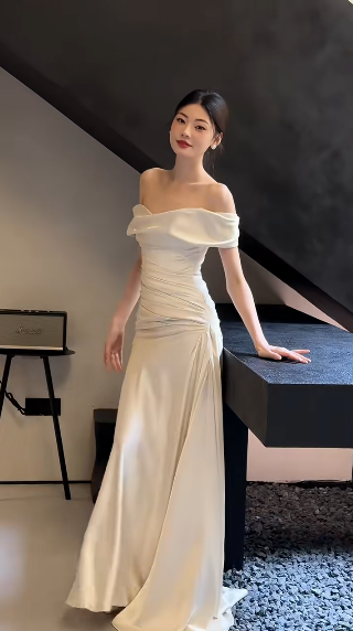 Elegant Mermaid Off The Shoulder Satin Long Wedding Dresses C4379